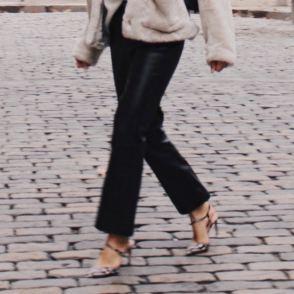 H&M FAUX LEATHER CROPPED FLARE PANTS